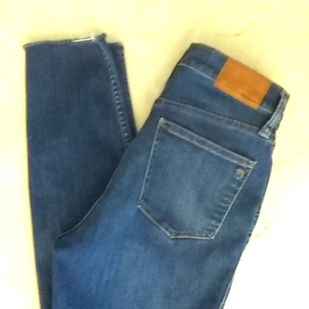 Madewell 10" high skinny crop jeans.